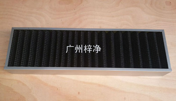 活性碳過(guò)濾器廣泛用于化學(xué)、制藥、食品、娛樂(lè)場(chǎng)所、需要凈化空氣的場(chǎng)所， 有害氣體如苯、甲醛、氨氣等的吸附脫除 溶劑的回收 ，采用活性炭氈比表面積大，吸附能力強(qiáng)，迅速處理各種有害氣體, 有效潔凈空氣對(duì)氣味的控制。